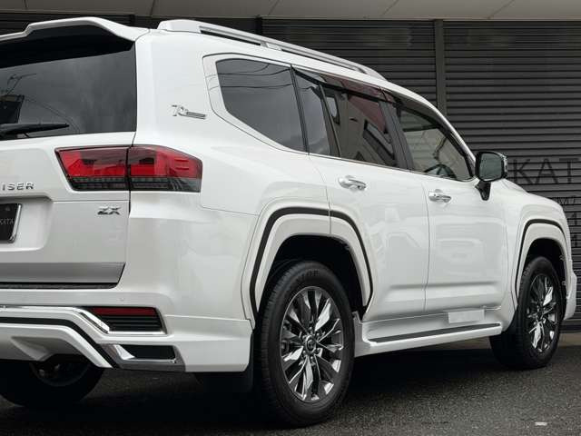 ご来店されなくても、ご購入手続き出来ます。お車の詳細を事細かにお電話で販売スタッフがご説明致します。