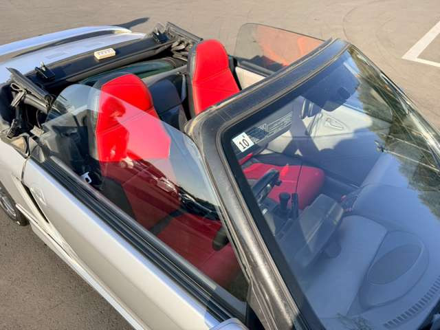 気になるお車がありましたら右の電話番号から直接お店にお問い合わせください。支払方法から車両情報、状態までなんでもご説明させて頂きます。スタッフ一同ご連絡お待ちしております。