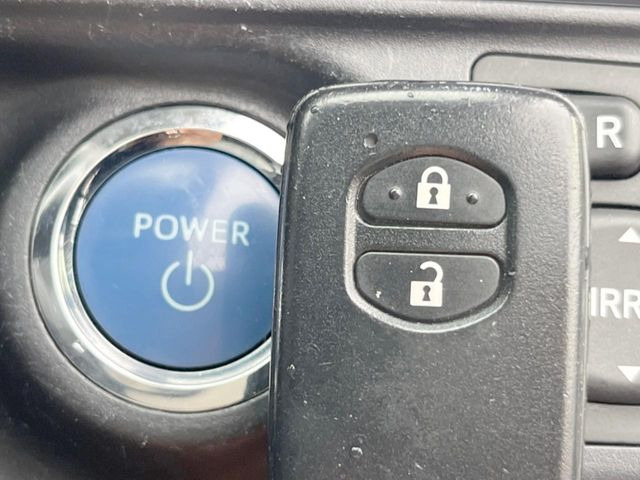 �y�X�}�[�g�L�[�z�J�o����|�P�b�g�ɓ��ꂽ�܂܂ł��h�A�̎{���E�������\�ȃX�}�[�g�L�[�𑕔��B�G���W���̃I���E�I�t�����J�M�����o���K�v����������Ƃ��Ă��֗��ł���