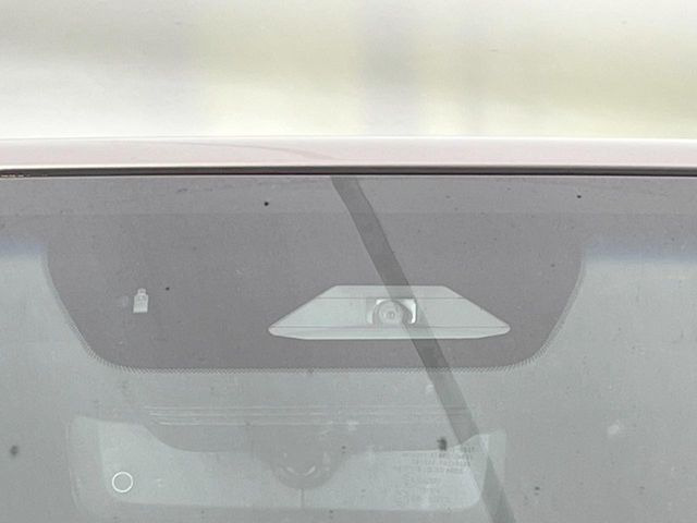 �y�g���^�Z�[�t�e�B�Z���X�z���s���ɑO���̎ԗ�����F�����A�Փ˂������Ȏ��͌x��ƃu���[�L�ŏՓˉ���Ɣ�Q�y�����A�V�X�g�B�����S�Ƀh���C�u�����y���݂��������܂��B