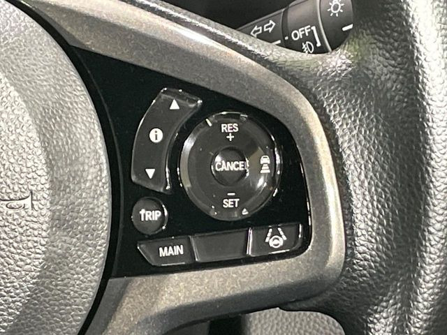 �y�A�_�v�e�B�u�N���[�Y�R���g���[���z�������H�ł̒��������s���y��!!�����ő��x��ۂN���[�Y�R���g���[�����A�Փˌy���V�X�e���ƘA�g���A�O���̎ԗ������m���ĎԊԂ�ۂ悤�ɑ��x���߂��Ă���܂�!!