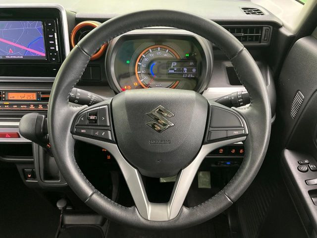 �y�����v�����X�e�A�����O�z�㎿�Ȋv���g�p���邱�ƂŁA��ɂ����������݂ƂĂ��^�]���₷���n���h���ł���