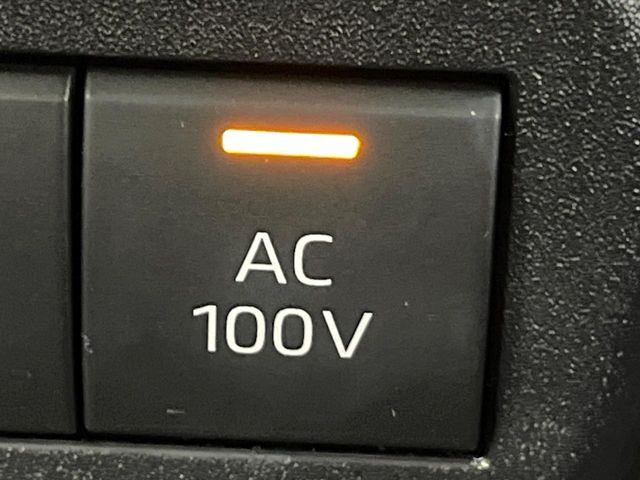 �y�A�N�Z�T���[�R���Z���g�z�L�����v��X�|�[�c�A�A�E�g�h�A�ł̃A�N�e�B�r�e�B�͂������A�ЊQ�E��d�̍ۂɏ����ɂ��Ȃ�AC100V�R���Z���g�𑕔���P�[�^�C��^�u���b�g�A�Q�[���@��̏[�d�ɂ���