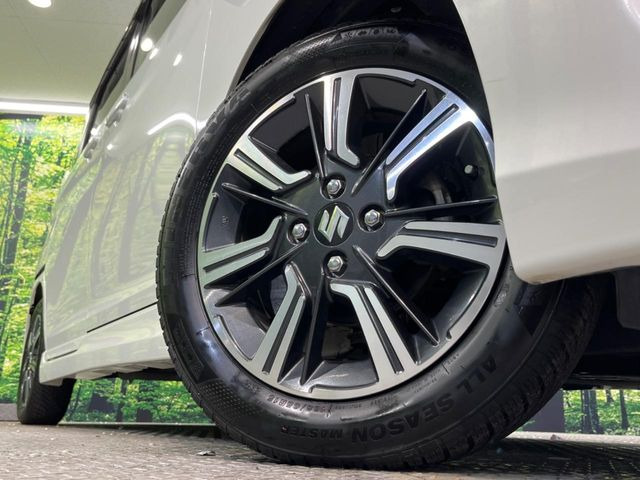 �y����15�C���`�A���~�z�C�[���z�O�ςɃ}�b�`���������A���~�z�C�[���𑕒����Ă���܂��B�e��ЊO�A���~�z�C�[����A�X�^�b�h���X�^�C�����戵�����Ă���܂��B���񂲑��k����������