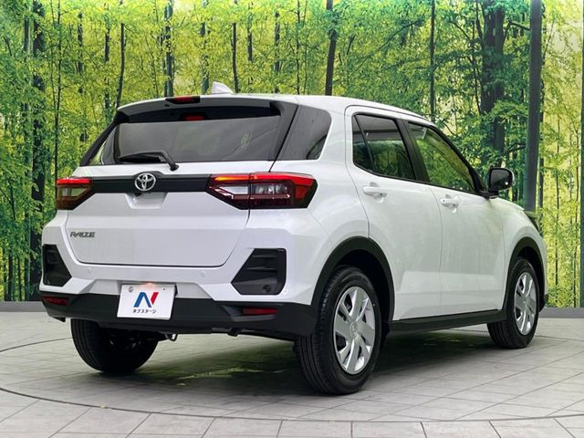 ☆全国のネクステージからお取り寄せが可能※!遠方の店舗に展示してあるクルマが気になる場合も、最寄りの店舗でご覧いただくことが可能です!是非私たちに要望をお聞かせください!※別途費用