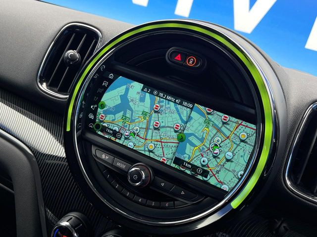 �������i�r:��̊��̂���i�r�́A����������ԓ������o���Ă���܂��B�I�[�f�B�I�@�\���[�����Ă���܂��̂ŁA�^�]�����y���߂܂���