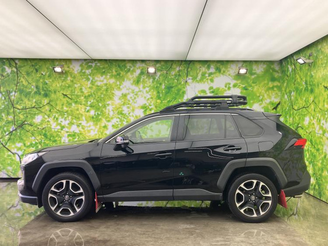 RAV42.0 アドベンチャー 4WD