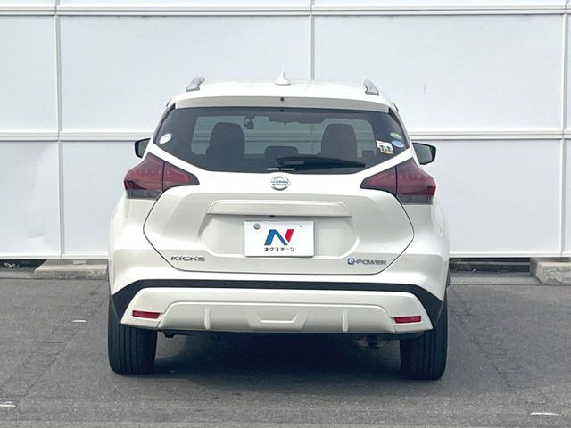 安心の最長10年・走行無制限保証(有償)をご用意。保証内容も充実はもちろん、無料点検&オイル交換や、年中無休の全国・24時間ロードサービスも付帯されておりますのでご安心下さい。