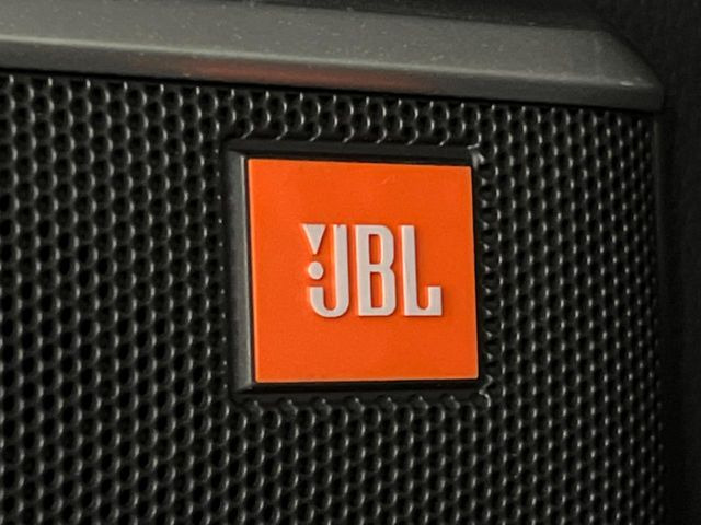 �yJBL�T�E���h�V�X�e���t�������i�r�z�[���̃i�r�@�\�͂������A���x�ȃ`���[�j���O�\�͂����ڂ���Ă���A�������ȉ��y�����y���݂��������܂���