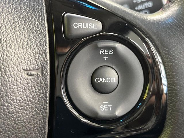 �y�N���[�Y�R���g���[���z�������H�����N���N���s�B�A�N�Z���𗣂��Ă���葬�x�ő��s���ł��A�������^�]���̕��S���y��!�����E�������ȒP�ȃX�C�b�`����Œ����ł��܂��B