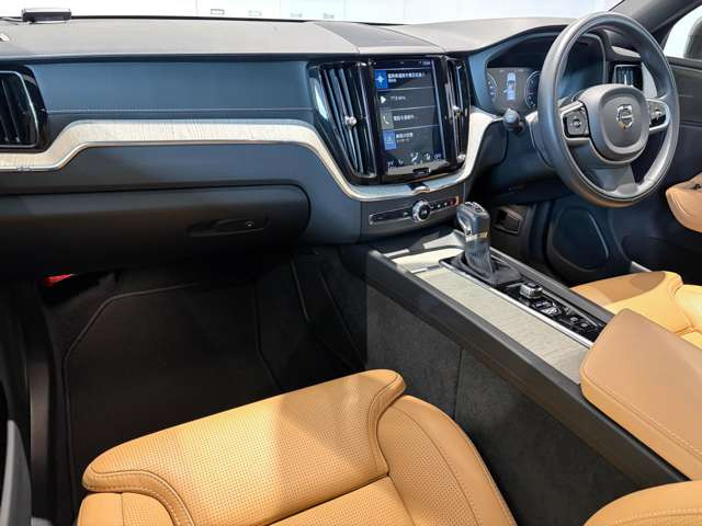 XC60D4 AWD インスクリプション ディーゼル 4WD