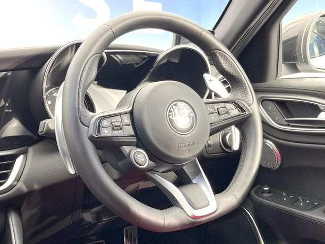 ���n���h�����̃X�������Ȃ��A���ꂢ�ȏ�Ԃ��ێ����Ă���܂��B�e�X�C�b�`���̓�����m�F�ς݂ł��B