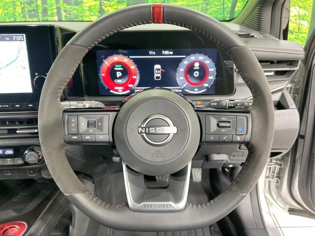 �y�����v�����X�e�A�����O�z�㎿�Ȋv���g�p���邱�ƂŁA��ɂ����������݂ƂĂ��^�]���₷���n���h���ł���