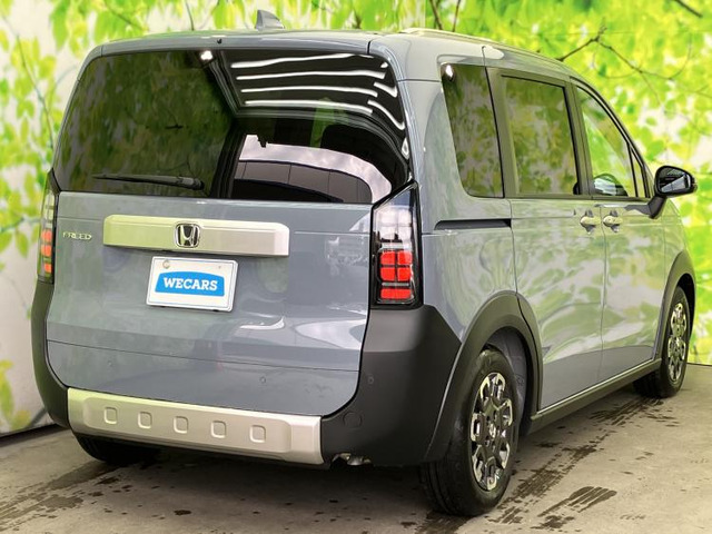 フリード1.5 クロスター