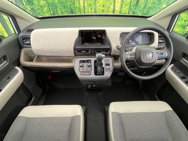 フリード1.5 e:HEV エアー EX