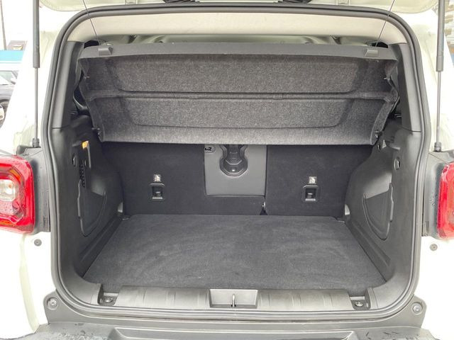 ���g�����N���[��:����L������e�X�y�[�X!���ꂾ���̍L��������΂��������⃌�W���[�Ȃǂɂ��œK�ł�!�g�p�������Ȃ����ꂢ�ȏ�Ԃ��ێ����Ă���܂��B