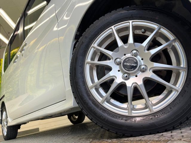 �y15�C���`�A���~�z�C�[���z�O�ςɃ}�b�`�����A���~�z�C�[���𑕒����Ă���܂��B�e��A���~�z�C�[����A�X�^�b�h���X�^�C�����戵�����Ă���܂��B���񂲑��k����������