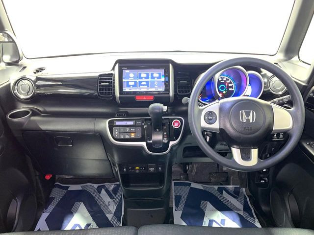 N-BOXカスタムG SSパッケージ ブラックスタイル