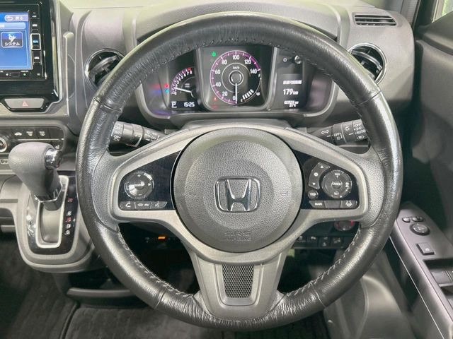 �y�����v�����X�e�A�����O�z�㎿�Ȋv���g�p���邱�ƂŁA��ɂ����������݂ƂĂ��^�]���₷���n���h���ł���