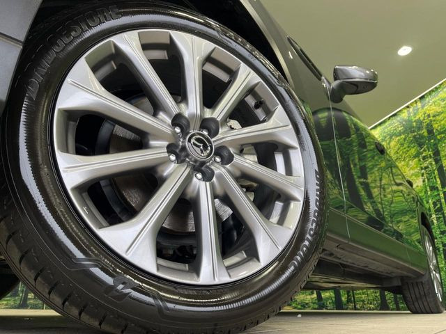 �y����20�C���`�A���~�z�C�[���z�O�ςɃ}�b�`���������A���~�z�C�[���𑕒����Ă���܂��B�e��ЊO�A���~�z�C�[����A�X�^�b�h���X�^�C�����戵�����Ă���܂��B���񂲑��k����������