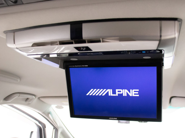 ★フリップダウンモニター★後席の方もDVD等をお楽しみいただけます!