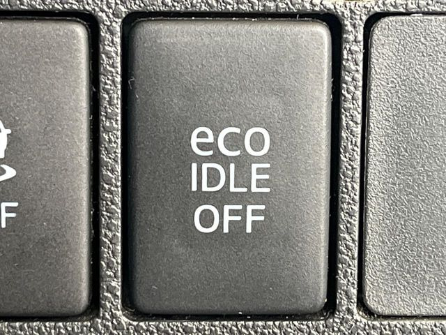 �y�A�C�h�����O�X�g�b�v�z�ԐM����a�؂Œ�Ԃ����ۂɃG���W�����~���A���ʂȔR���̏����}���܂��B�R��������ی�ɂȂ���@�\��G���W���̓u���[�L�𗣂��΍Ďn�����܂��B