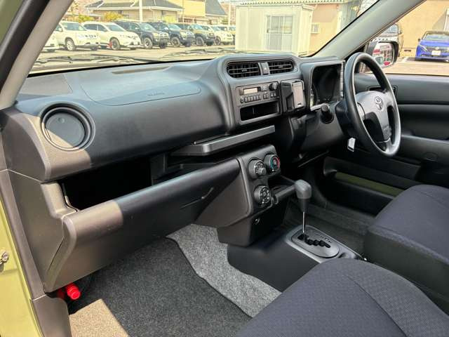 ���X�ł͂��_�񒸂��܂������q�l�Ƀh���C�u���R�[�_�[��K���X�R�[�e�B���O�{�H�ȂǁA���l�i��}���Ă��񋟂����Ē����Ă���܂��B�ڍׂ̓X�^�b�t�܂ł��C�y�ɂ��₢���킹���������܂��B