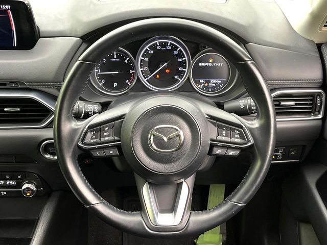 �y�����v�����X�e�A�����O�z�㎿�Ȋv���g�p���邱�ƂŁA��ɂ����������݂ƂĂ��^�]���₷���n���h���ł���