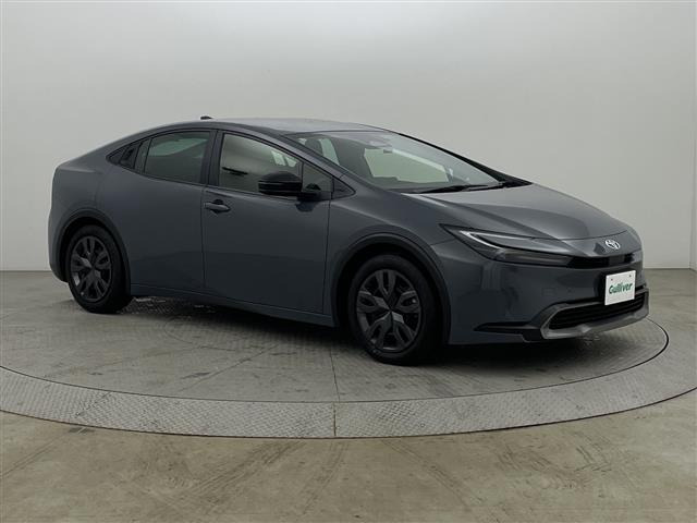 プリウス2.0 G E-Four 4WD