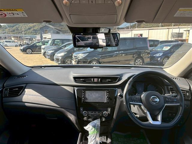 エクストレイル2.0 AUTECH iパッケージ