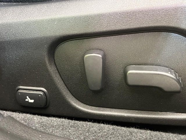 �y�p���[�V�[�g�z�X�C�b�`��ŊȒP�ɃV�[�g�̔��������\!�d��������͂�����܂���!���K�ȃV�[�g�|�W�V�����ɃZ�b�g���āA���K�ȃh���C�u�����y���݂��������B