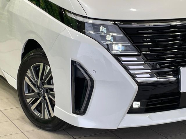 �yLED�w�b�h���C�g�z���V����ԑ��s�����ǍD�Ȏ��E���m�ۂ����S���ĉ^�]�ł��鍂�P�xLED�w�b�h���C�g�𑕔�!�_�����x�������A����d�͂��}�����Ă��܂��B