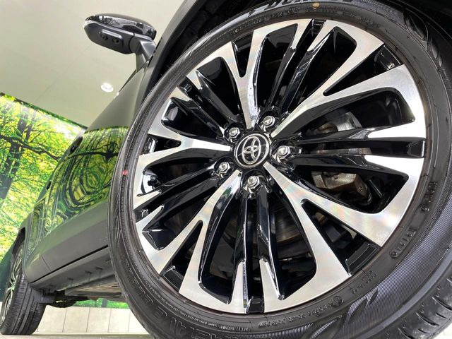 �y����18�C���`�A���~�z�C�[���z�O�ςɃ}�b�`���������A���~�z�C�[���𑕒����Ă���܂��B�e��ЊO�A���~�z�C�[����A�X�^�b�h���X�^�C�����戵�����Ă���܂��B���񂲑��k����������