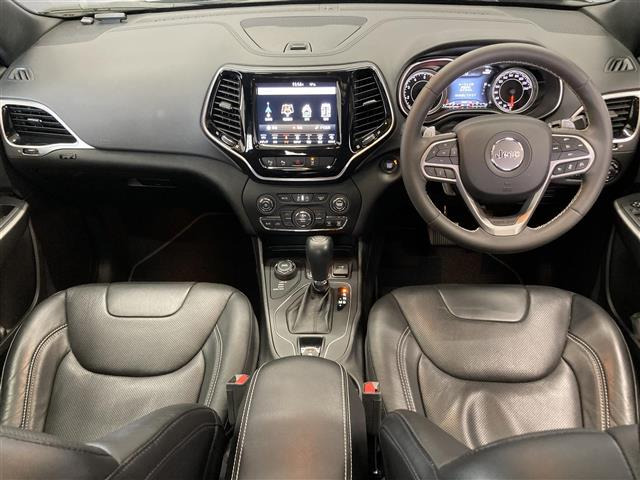 チェロキー80thアニバーサリー エディション 4WD