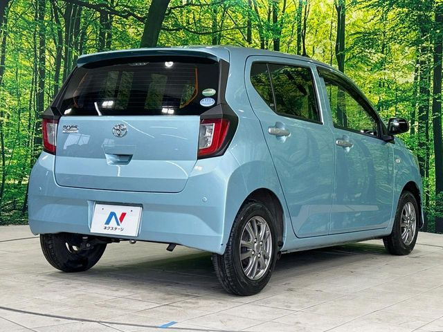 ☆全国のネクステージからお取り寄せが可能※!遠方の店舗に展示してあるクルマが気になる場合も、最寄りの店舗でご覧いただくことが可能です!是非私たちに要望をお聞かせください!※別途費用