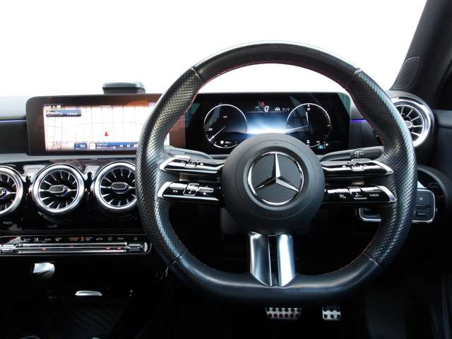 AクラスセダンA200d AMGラインパッケージ