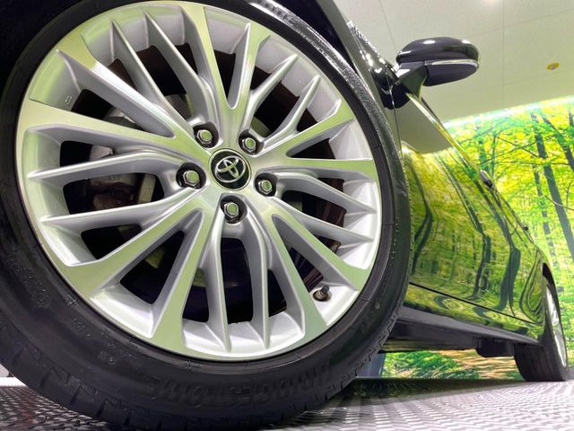 �y����18�C���`�A���~�z�C�[���z�O�ςɃ}�b�`���������A���~�z�C�[���𑕒����Ă���܂��B�e��ЊO�A���~�z�C�[����A�X�^�b�h���X�^�C�����戵�����Ă���܂��B���񂲑��k����������