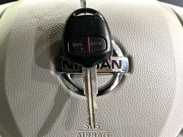 �y�L�[���X�z�������ꂽ�ꏊ����ł��{�^����Ńh�A�̊J���E�{�����ł���̂łƂ��Ă��֗�!�h�A�̌�������ɏ������邱�Ƃ�����܂����