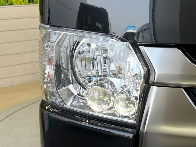 �yLED�w�b�h���C�g�z���V����ԑ��s�����ǍD�Ȏ��E���m�ۂ����S���ĉ^�]�ł��鍂�P�xLED�w�b�h���C�g�𑕔�!�_�����x�������A����d�͂��}�����Ă��܂��B