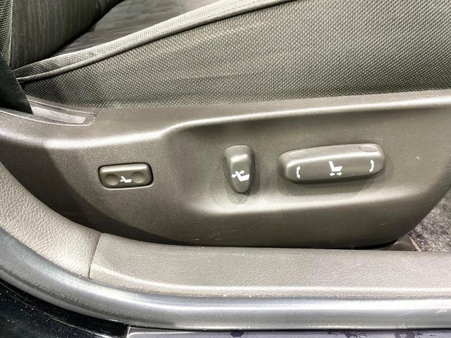 �y�p���[�V�[�g�z�X�C�b�`��ŊȒP�ɃV�[�g�̔��������\!�d��������͂�����܂���!���K�ȃV�[�g�|�W�V�����ɃZ�b�g���āA���K�ȃh���C�u�����y���݂��������B