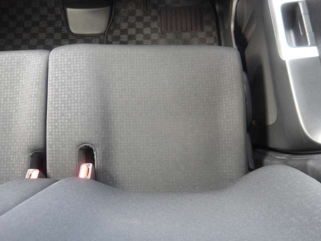 ��Ɏg���t�����g�V�[�g�B�^�]�Ȃ͖���g�p���镔���ł��̂ŁA����S�n���d�v�ł�!���Ј�x�̊����Ă݂Ă�������!