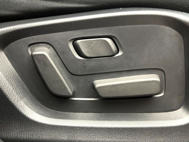 �y�p���[�V�[�g�z�X�C�b�`��ŊȒP�ɃV�[�g�̔��������\!�d��������͂�����܂���!���K�ȃV�[�g�|�W�V�����ɃZ�b�g���āA���K�ȃh���C�u�����y���݂��������B