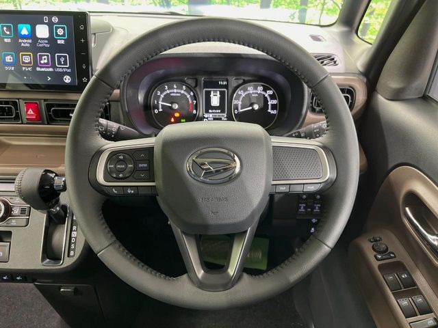 �y�����v�����X�e�A�����O�z�㎿�Ȋv���g�p���邱�ƂŁA��ɂ����������݂ƂĂ��^�]���₷���n���h���ł���