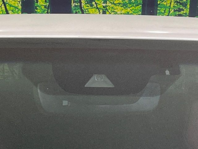 �y�g���^�Z�[�t�e�B�Z���X�z���s���ɑO���̎ԗ�����F�����A�Փ˂������Ȏ��͌x��ƃu���[�L�ŏՓˉ���Ɣ�Q�y�����A�V�X�g�B�����S�Ƀh���C�u�����y���݂��������܂��B