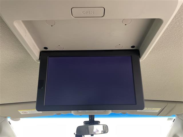 セレナ2.0 ハイウェイスター S-HYBRID