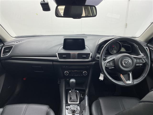 アクセラスポーツ1.5 15XD