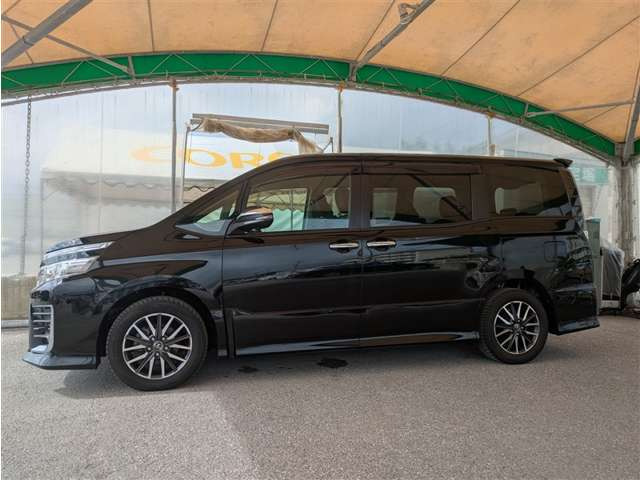 ヴォクシー2.0 ZS 煌