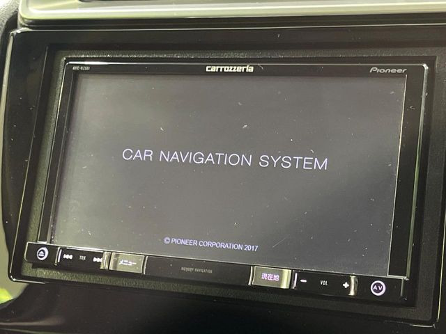 フィット1.3 13G F