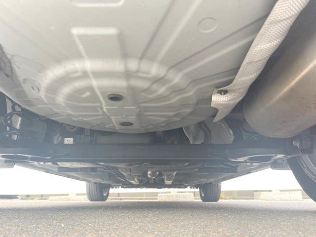 下回りがきれいなうちに、防錆加工の施工がオススメ。降雪地域はもちろん、沿岸部にお住いの方や、趣味でマリン・ウィンタースポーツをされる方に大変好評いただいております。