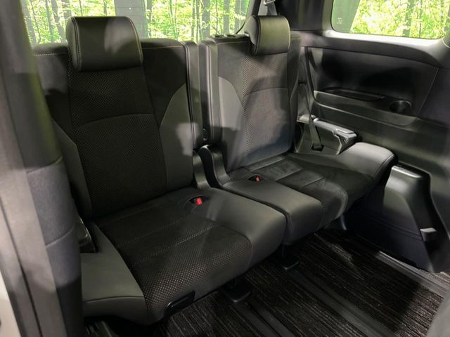 3��ڃV�[�g�͂�������ԗǍD����l�ł��������ƍ����Ē����܂��̂ŁA��l���ł̂��o���������N���N�ł��􂲉Ƒ��ŁA�C�̒m�ꂽ���ԂŁA�h���C�u�ɍs���̂��y���݂ł��ˁ�